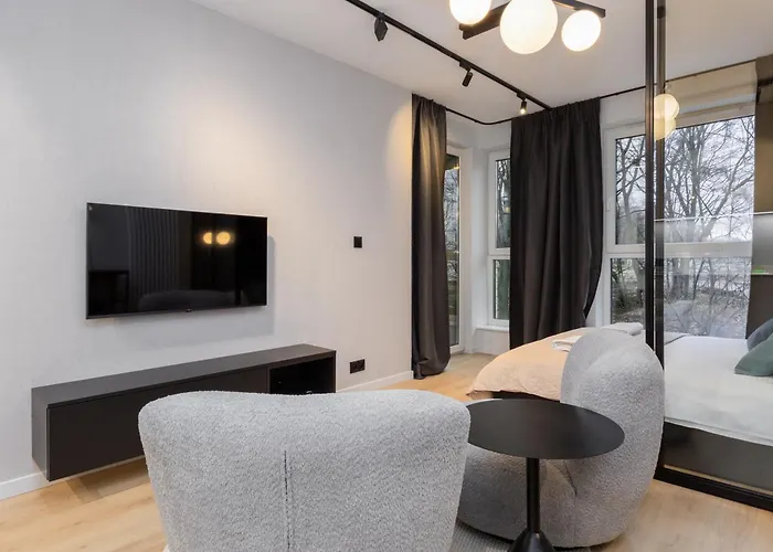 Quercus Deluxe Studio